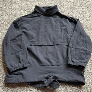 LULULEMON LA Packable pullover to pillow size M/L